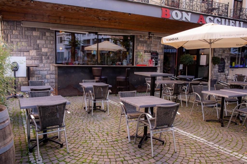 Hotel Le Bon Accueil Bagnères-de-Luchon Exterior foto